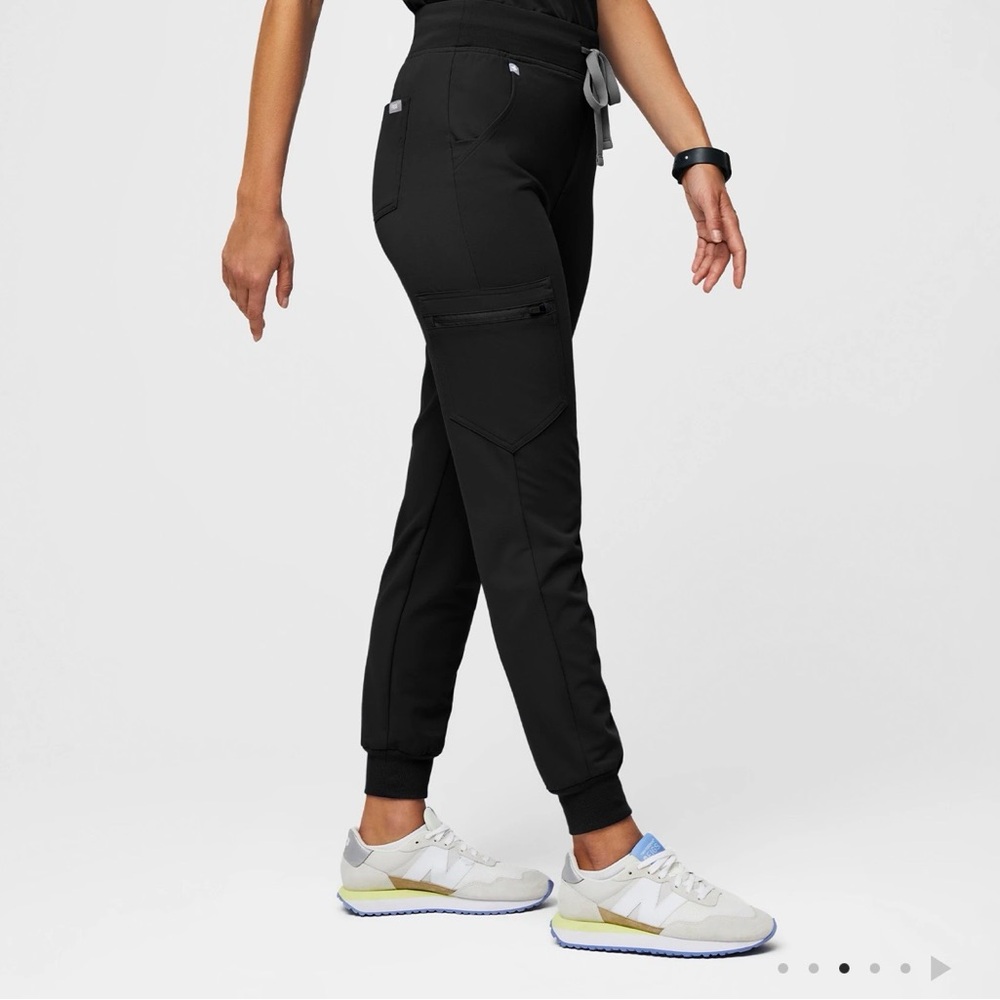 Figs Black High Waisted Zamora Jogger Scrub Pants